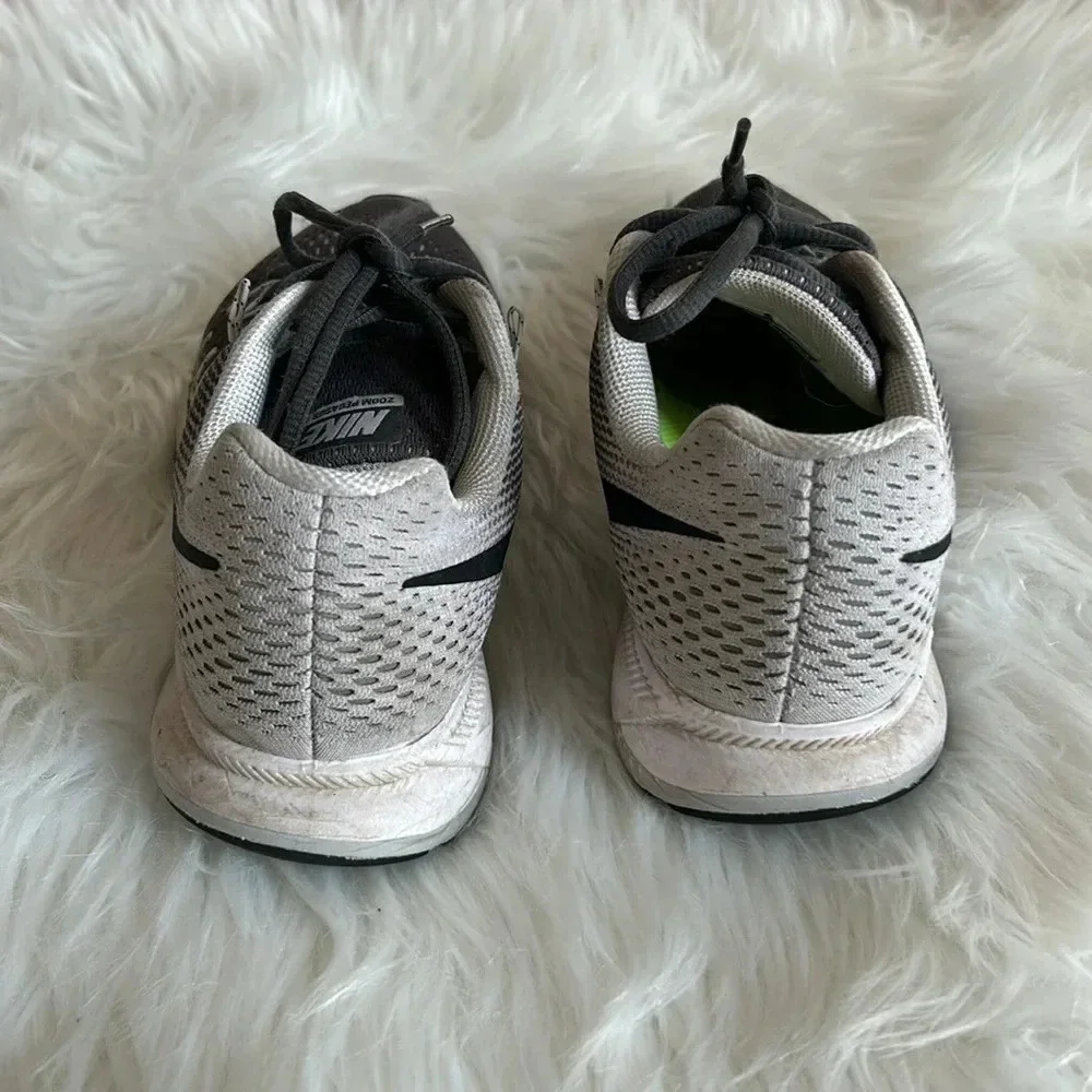 Nike air zoom Pegasus sneakers size 6.5 gray running sneakers